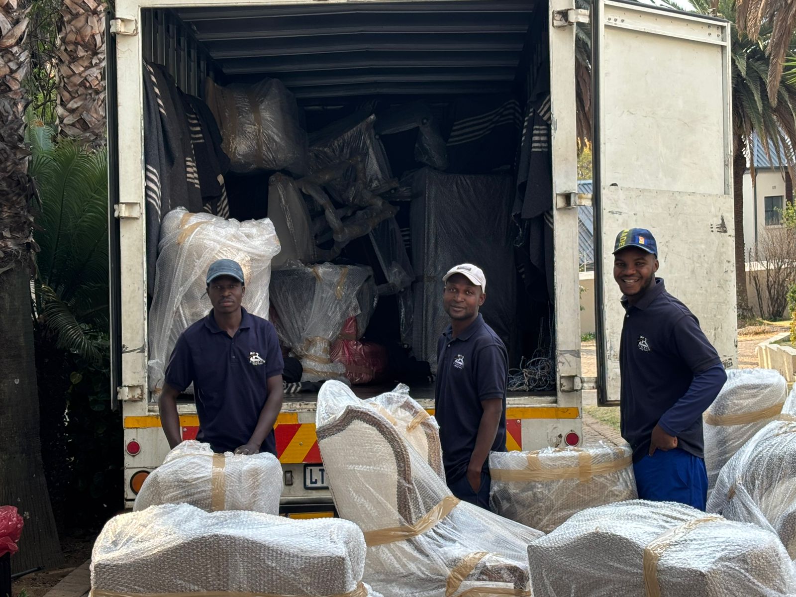 Long distance moving truck for family relocation to Pretoria